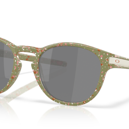 Oakley OO9265 Latch Sunglasses