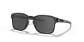 Oakley OO9358 Latch Squared (A) Sunglasses
