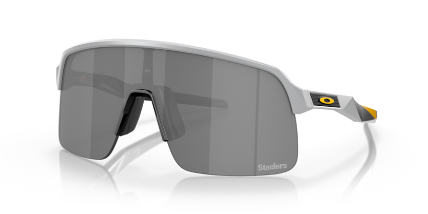 Oakley OO9463 Sutro Lite Sunglasses